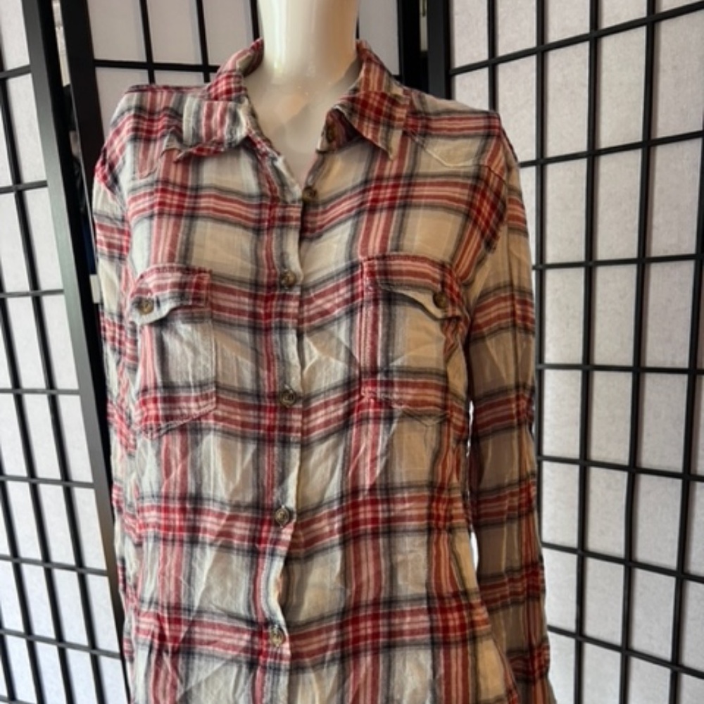 H&M Gauzy plaid button up shirt